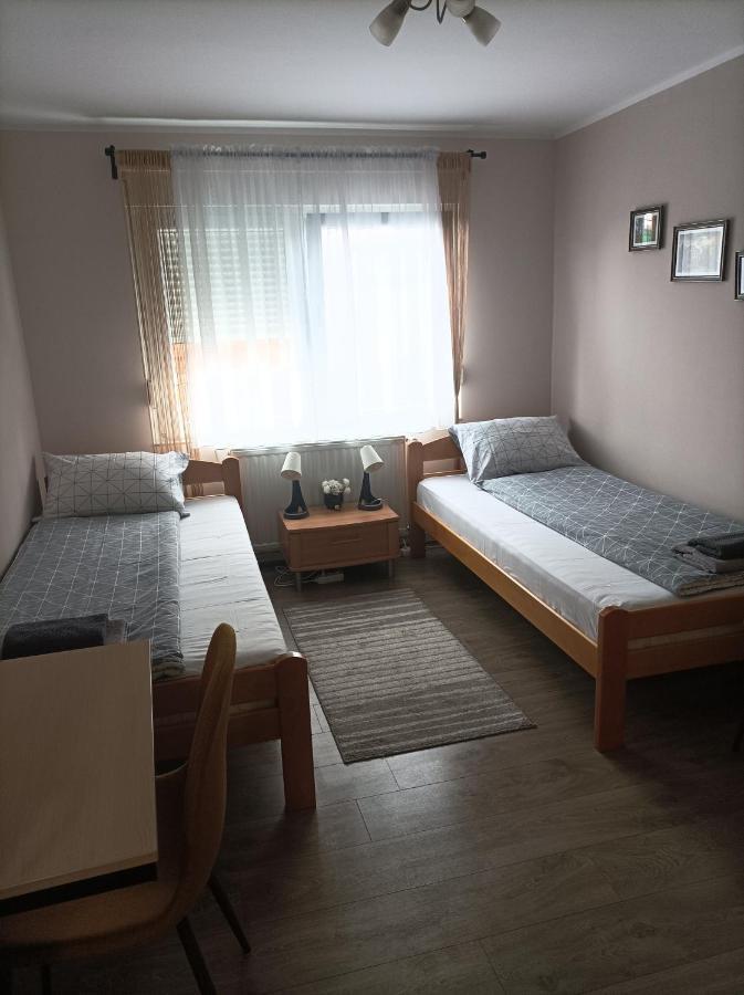 Ariana Apartman 克拉古耶瓦茨 外观 照片