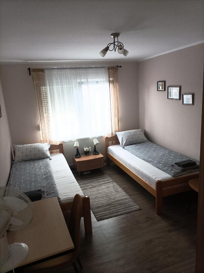 Ariana Apartman 克拉古耶瓦茨 外观 照片